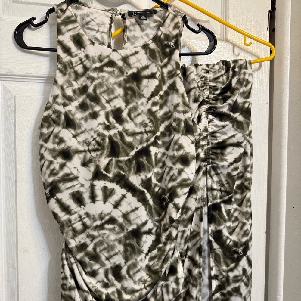 Tie-Dye Sleeveless Dress